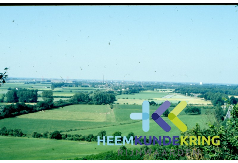 Luchtfoto- Rijn -Lobith vanaf Eltenberg 6-1986 Coll. G.B. Janssen(1)